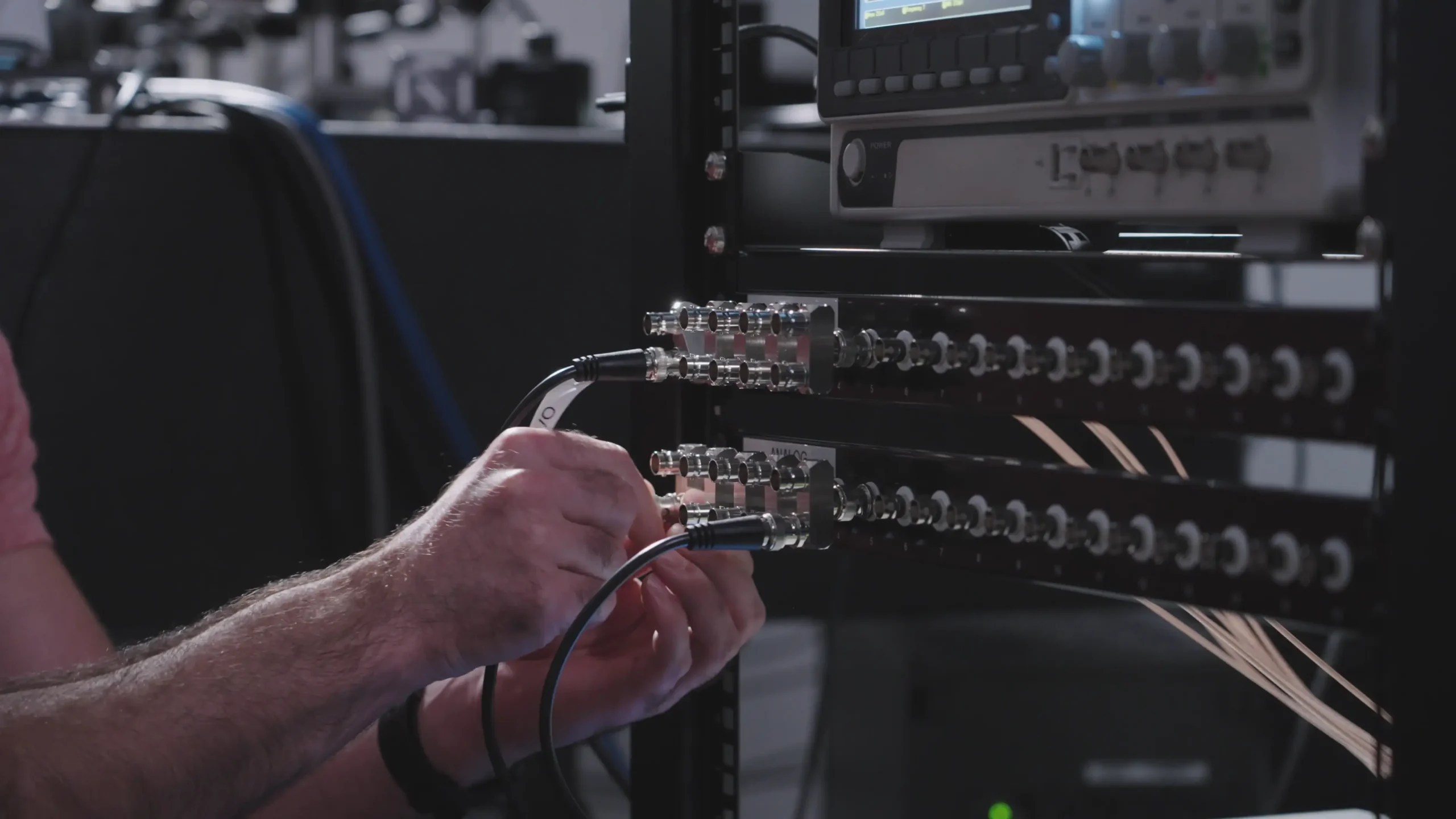 Computational Microscopy scientist with lab machine
